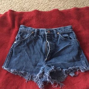 Dark High-waisted shorts